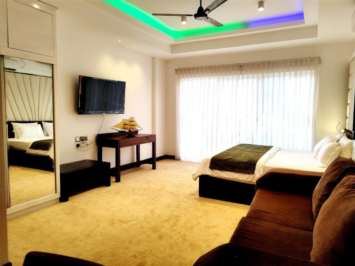 Ocean Breeze Condo By Lake Infinity Negombo Exterior photo